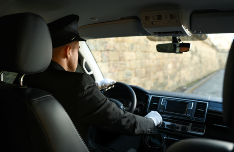 prix pour un chauffeur privé 1 journée à Paris