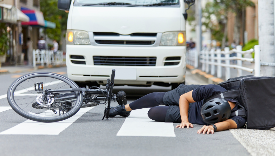 Accident avec un vélo qui est en tort
