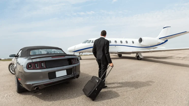 How does private transfer work from an airport